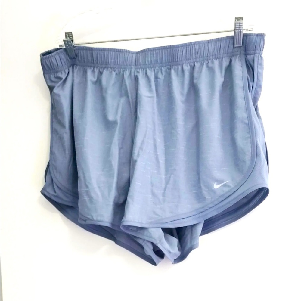 Women’s plus size Nike temple dry fit shorts